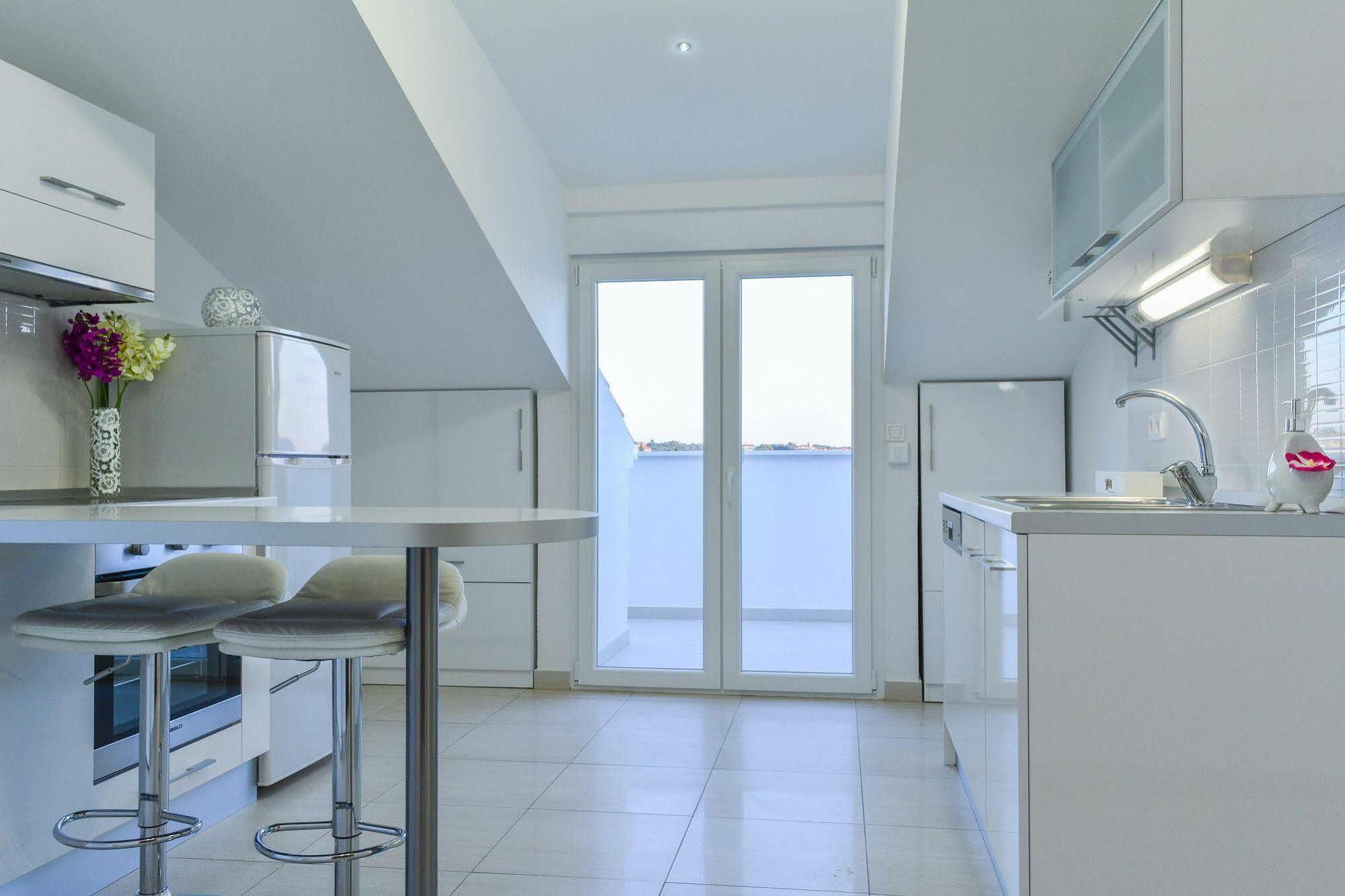 Luxury Apartments Villa Tea 特罗吉尔 外观 照片
